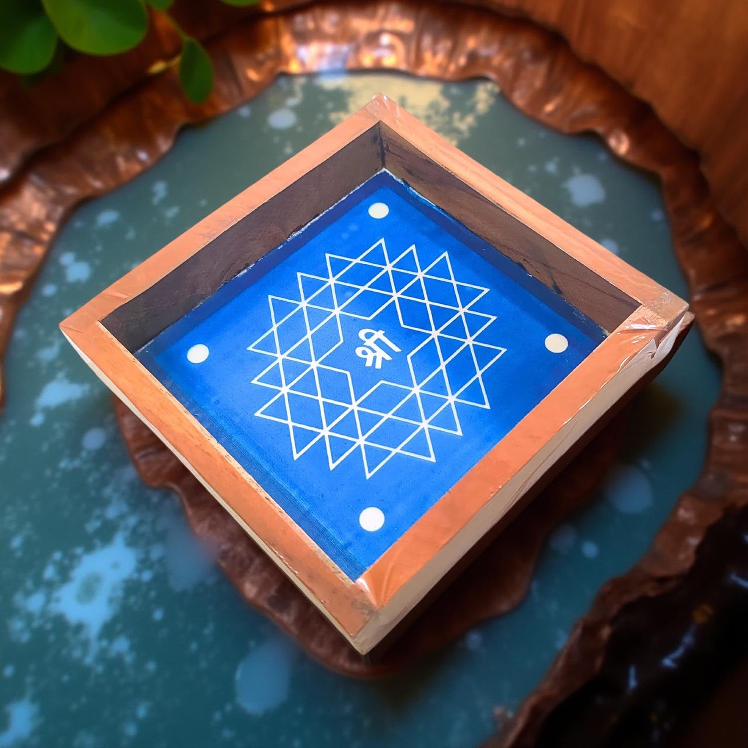 Unikraf  Aishwarya Lakshmi Kolam Rangoli Stencil Wooden,Pack of 1 Piece 5 * 5 inches