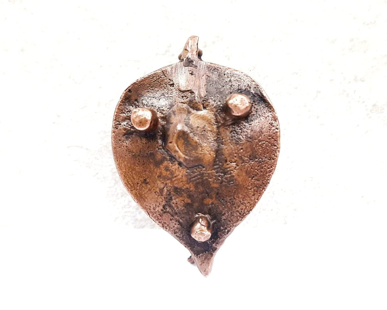 Brownish-Orange Copper Idols, 6 Cm, Handmade Bal Krishna Lying In Banyan Leaf 82 Gram, Patina Antique Finish, Pack Of 1 Piece