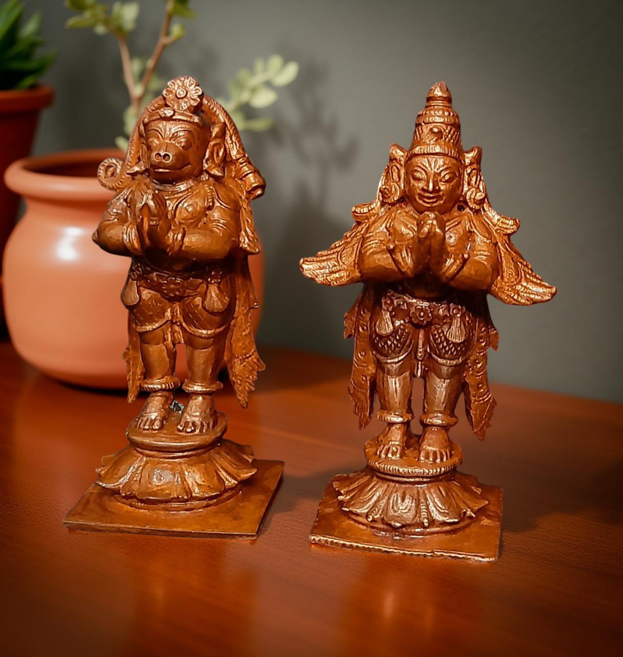 Brownish-Orange Copper Idols, 8 Cm, Handmade Standing Garudar And Hanuman 360 Gram, Patina Antique Finish, Pack Of 1 Piece