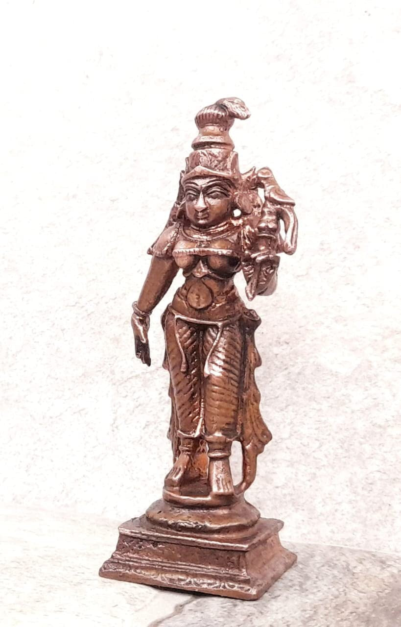 Brownish-Orange Copper Idols Of God Andal By Unikraf , 9.4 Cm, 155 G, Patina Antique Finish, Pack Of 1 Piece