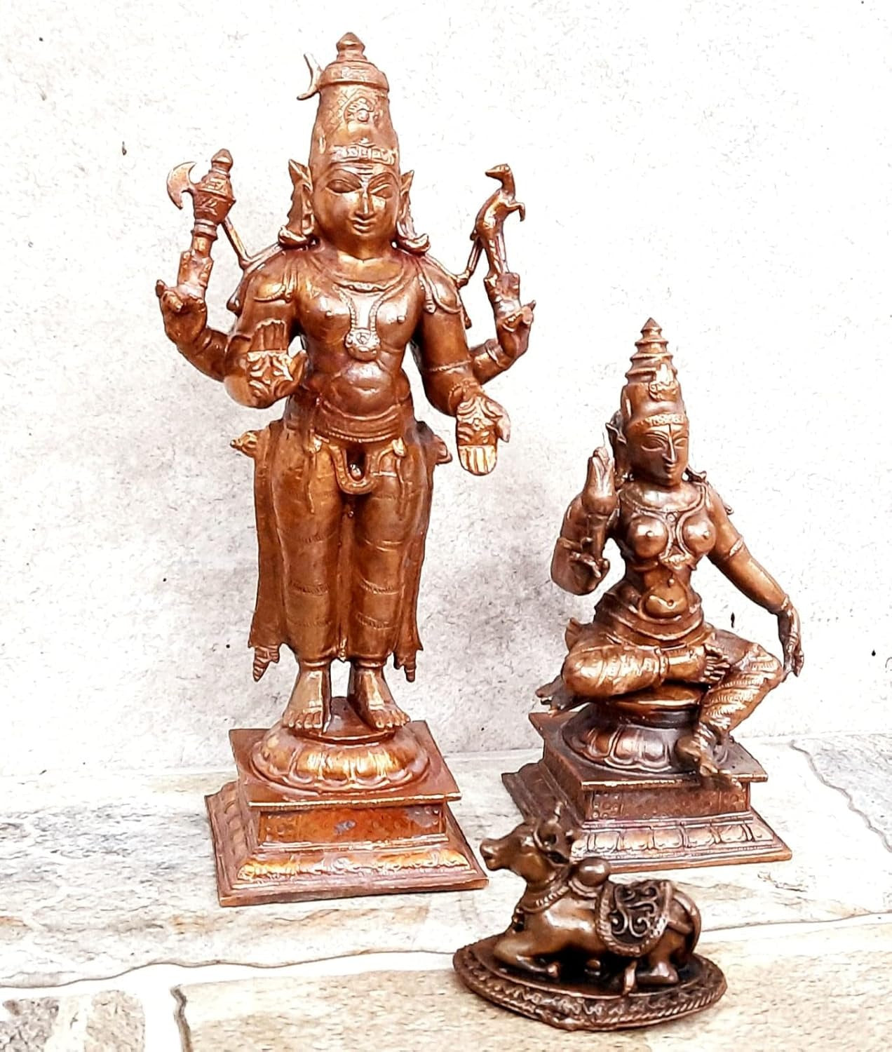 Brownish-Orange Copper Idols Of God Shiva With Goddess Parvathi With Nandhi By Unikraf , 6.3 Inches, 1.201 Kg, Patina Antique Finish, Pack Of 3 Piece