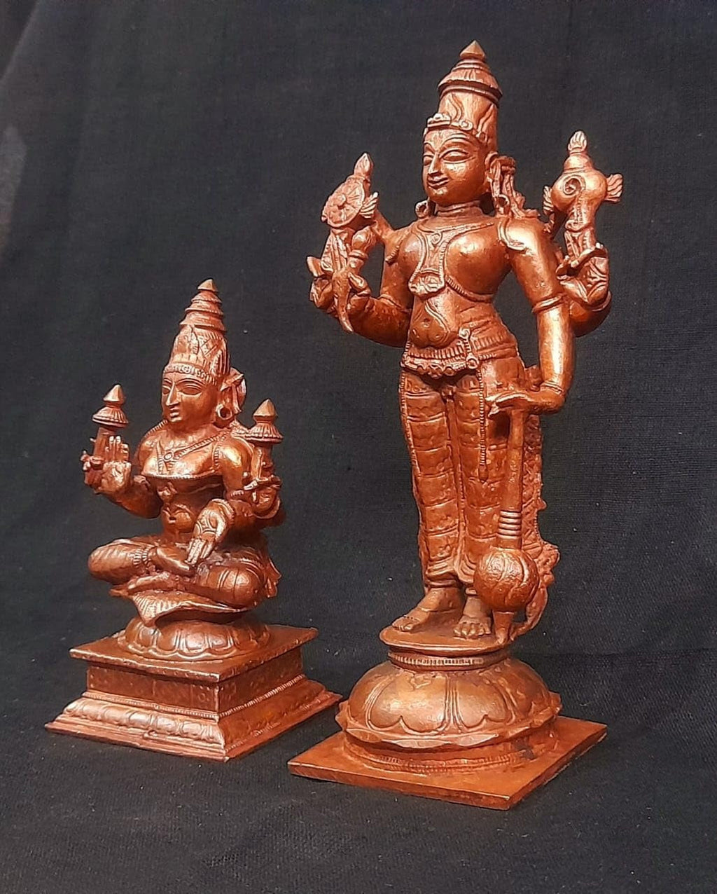 Brown Copper Idols Of God Srinivasa Perumal With Mahalakshmi, 6 Inches, 1 Kg, Patina Antique Finish, Pack Of 2 Piece